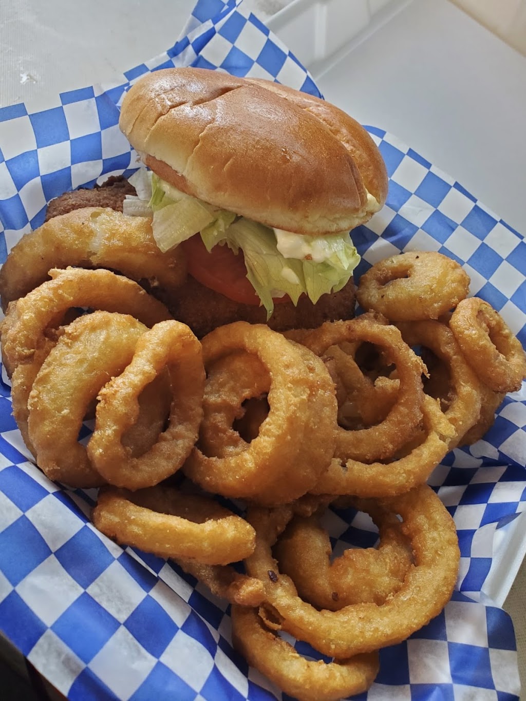 Munchies NMore | 4741 Bank St, Gloucester, ON K1T 3W7, Canada | Phone: (613) 425-6673
