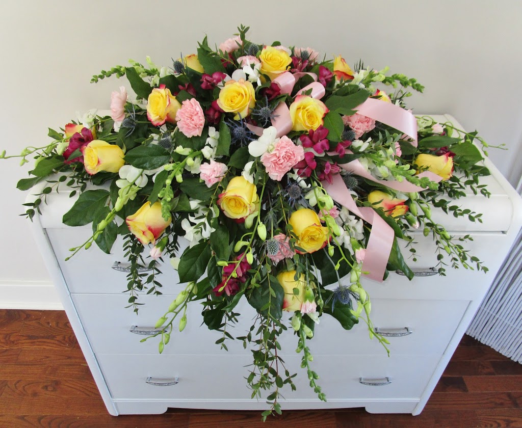 Awesome-Blossoms | 182 Merritt St, Ingersoll, ON N5C 3A3, Canada | Phone: (519) 425-0512