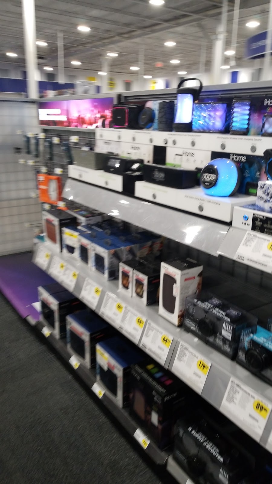 Best Buy | 5000 Hwy 7 Unit 2070L, Markham, ON L3R 4M9, Canada | Phone: (905) 754-3025