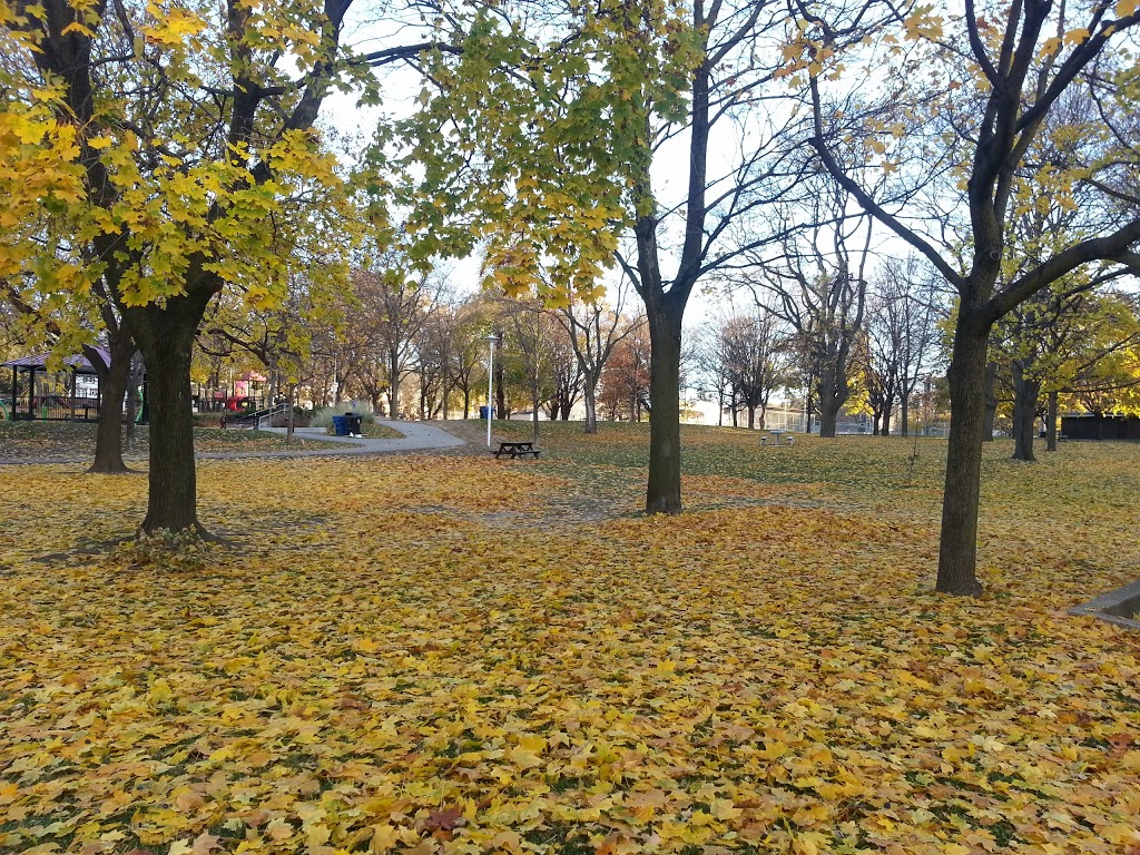 June Rowlands Park | 220 Davisville Ave, Toronto, ON M4S, Canada | Phone: (800) 499-2514