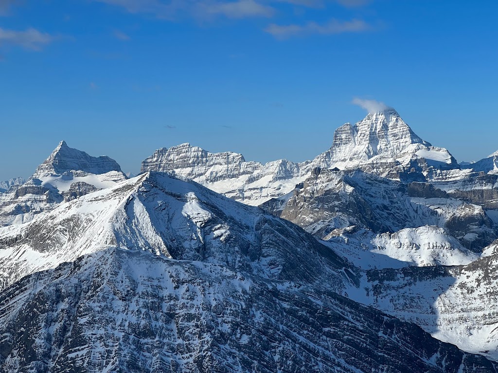 Alpine Helicopters Inc. | 91 Bow Valley Trail, Canmore, AB T1W 1N8, Canada | Phone: (403) 678-4802