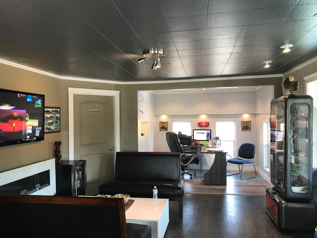 Kolenberg Motors | 3537 Cowichan Lake Rd, Duncan, BC V9L 6K5, Canada | Phone: (250) 597-8088