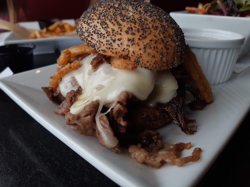 The Barley Mow | 1160 Carp Rd, Stittsville, ON K2S 0T2, Canada | Phone: (613) 435-2669