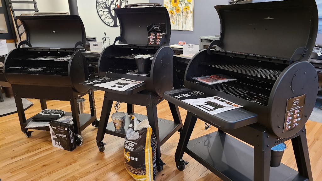 Country Stoves & Sunrooms Ltd | 3319 Hwy 1 East, Aylesford, NS B0P 1C0, Canada | Phone: (902) 847-3494