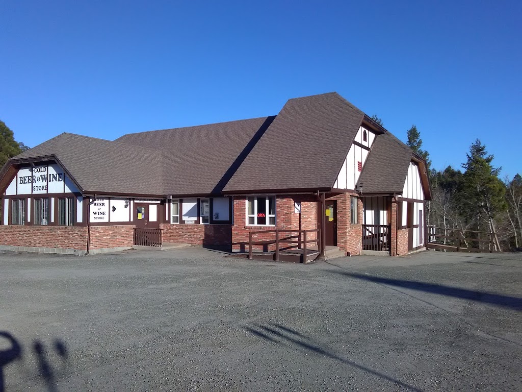 Black Bull Pub | 264 Poplar Dr, Logan Lake, BC V0K 1W0, Canada | Phone: (250) 523-2495
