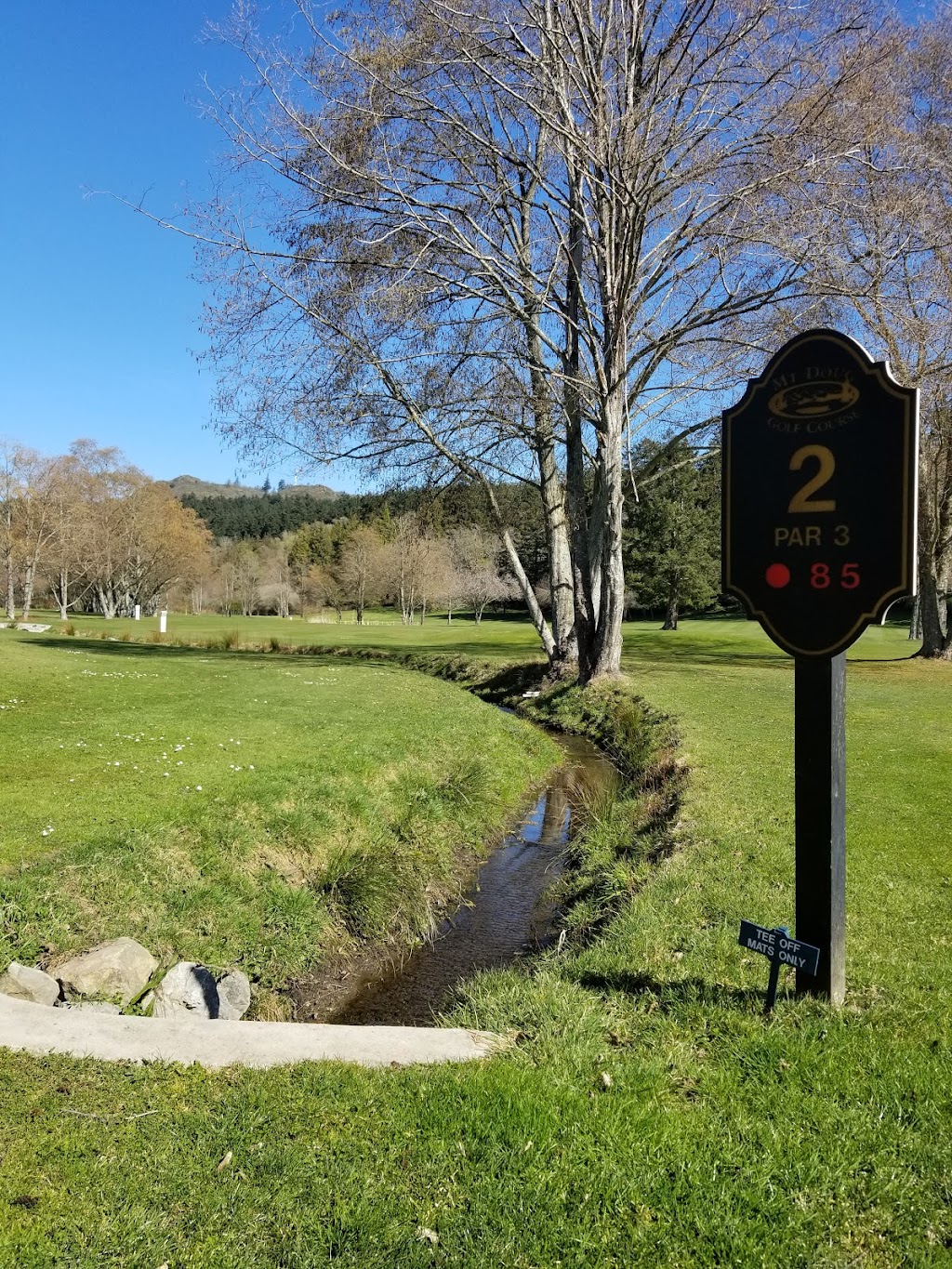 Mount Douglas Golf Course | 4225 Blenkinsop Rd, Victoria, BC V8X 2C3, Canada | Phone: (250) 477-8314