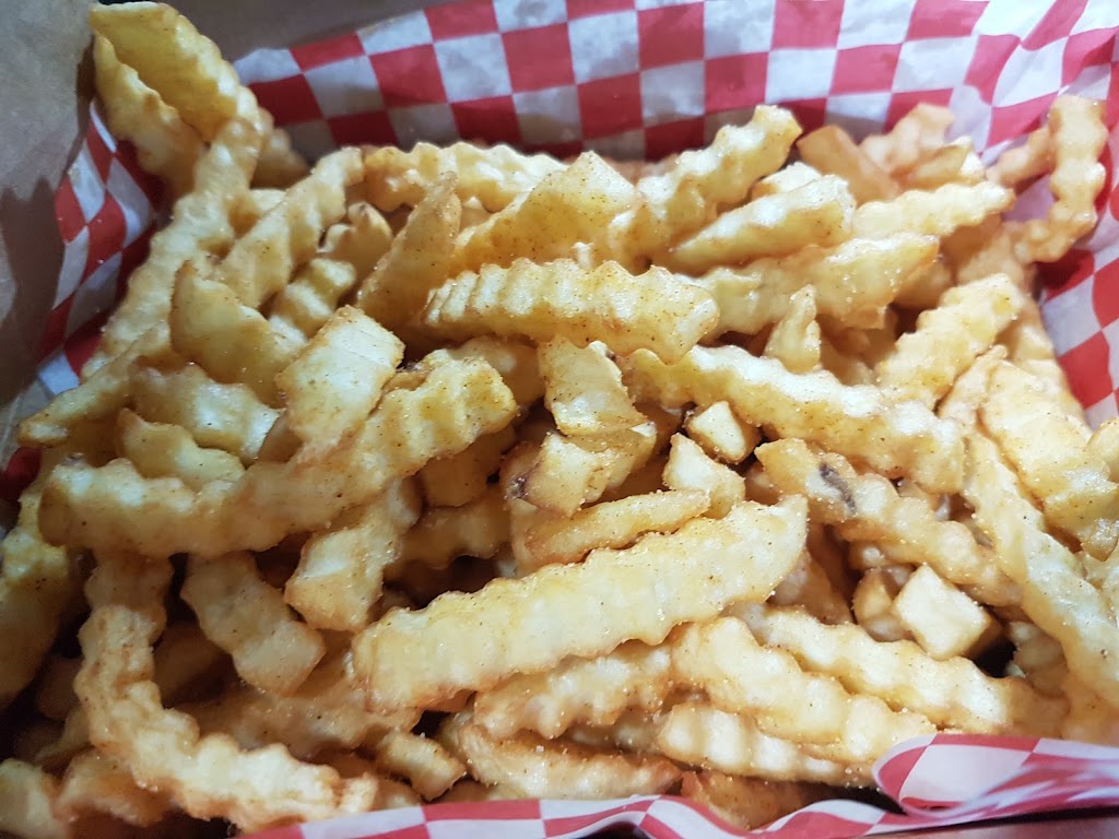 Chicken Haus | 3304 64 St NE #18, Calgary, AB T1Y 5R4, Canada | Phone: (403) 798-0501