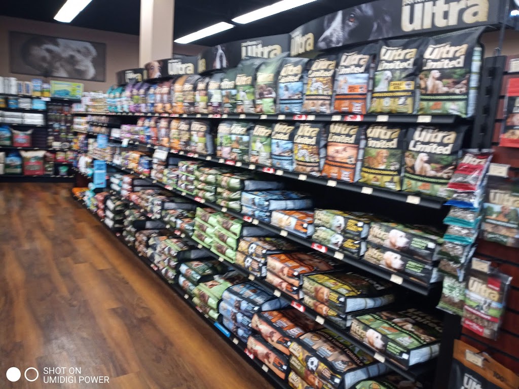 Pet Valu | 2810 Major MacKenzie Dr W, Maple, ON L6A 3L2, Canada | Phone: (905) 303-1172