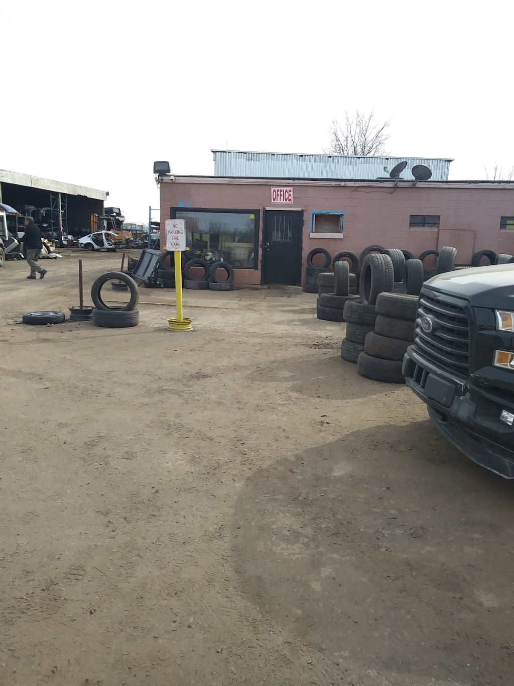 Big Mikes Used Auto Parts | 25350 Henry B Joy Blvd, Harrison Charter Township, MI 48045, USA | Phone: (586) 468-8244