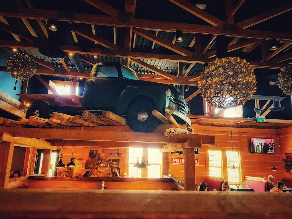 Montanas | 3145 2 Ave W, Prince Albert, SK S6V 5V5, Canada | Phone: (306) 763-4888