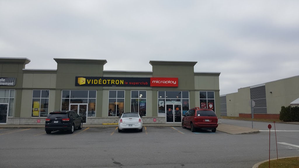 Superclub Vidéotron the | 824 Boulevard Thibeau, Trois-Rivières, QC G8T 7A6, Canada | Phone: (819) 373-3355