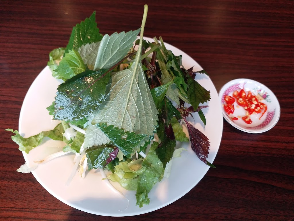 Bun Cha Ca Hoang Yen | 5083 Victoria Dr, Vancouver, BC V5P 3T9, Canada | Phone: (604) 321-2711