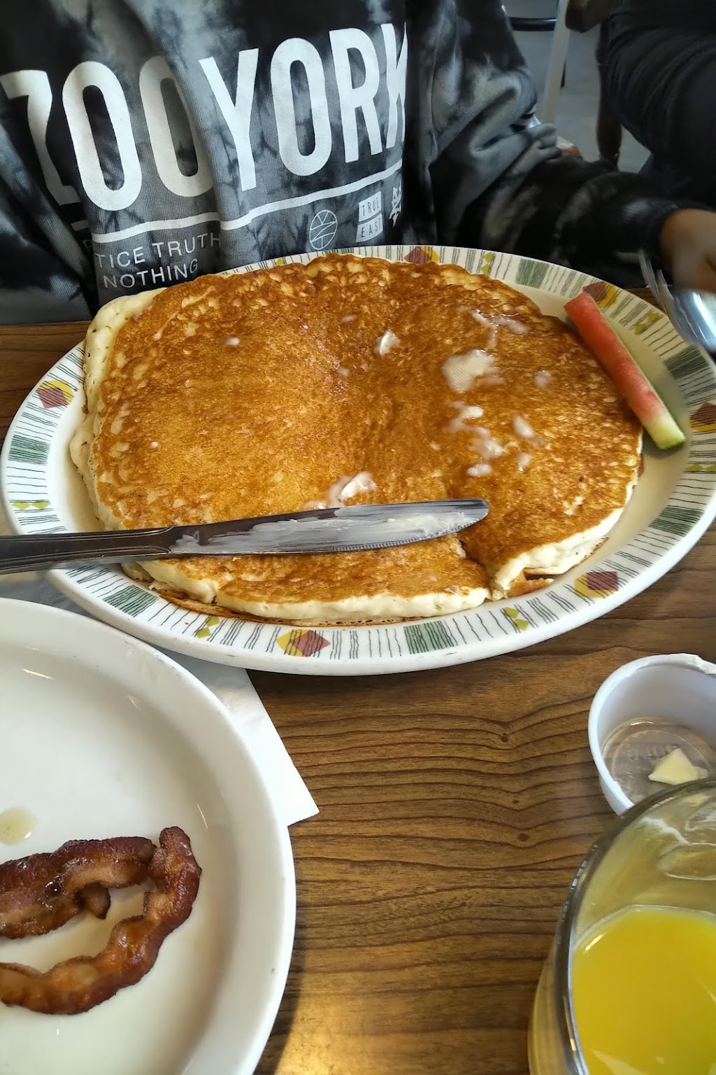 North End Petro-Can Restaurant | 1592 Cariboo Hwy, Cache Creek, BC V0K 1H0, Canada | Phone: (250) 457-6261