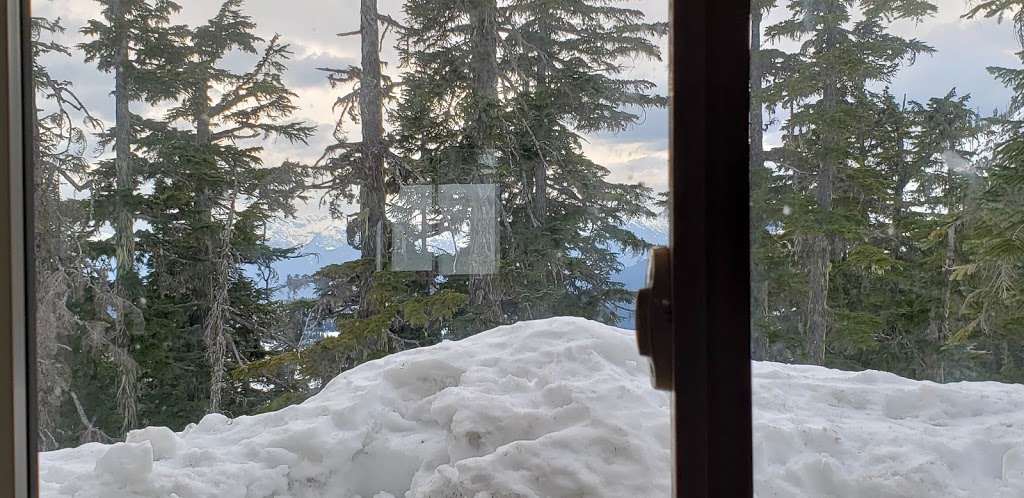 Watersprite Lake hut | Squamish-Lillooet D, BC V0N 1J0, Canada