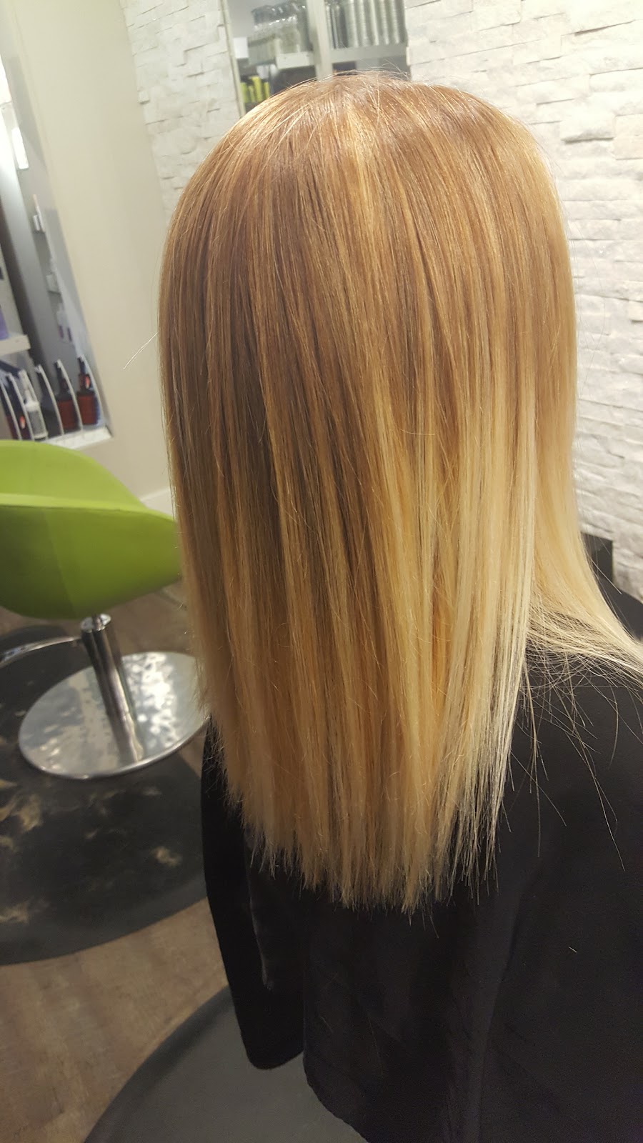 Indigo Hair Works | 129 Michigan Ave, Point Edward, ON N7V 1E5, Canada | Phone: (519) 491-0640