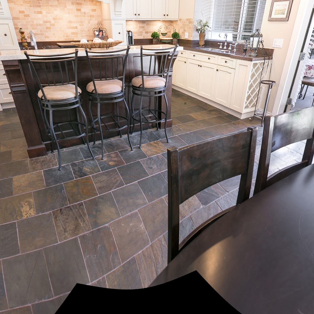 Reine Photography & Design | 9051 Blundell Rd #7, Richmond, BC V6Y 1K4, Canada | Phone: (604) 782-8240