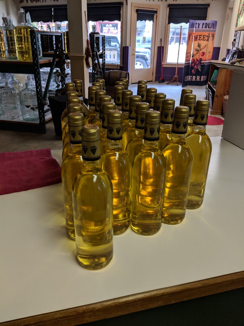 Rosies Wine | 314 S Copper, Greenwood, BC V0H 1J0, Canada | Phone: (250) 445-2100