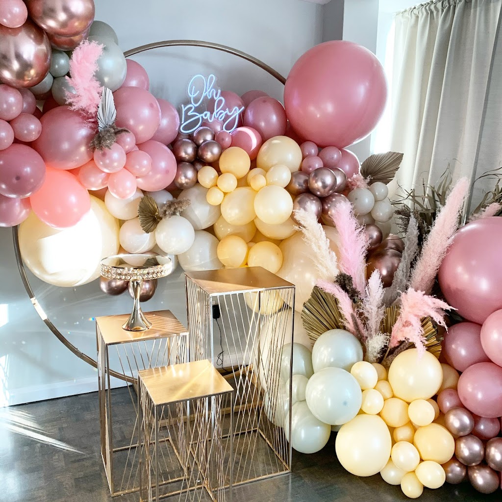 Dream Design Decor Party Rentals | 3308 Keele St, North York, ON M3M 2H7, Canada | Phone: (647) 451-2462