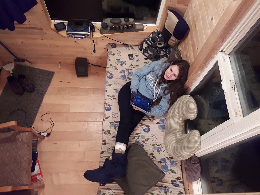 Geoff de Ruiter | Pender Island, BC V0N 2M2, Canada | Phone: (250) 613-2739