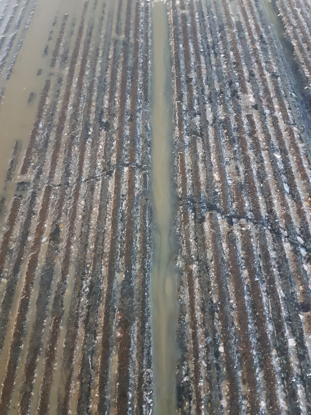 Trakcrete Canada | 41311 HWY 815 RR5, Site 1, Box 4, Lacombe, AB T4L 2N5, Canada | Phone: (403) 597-4666