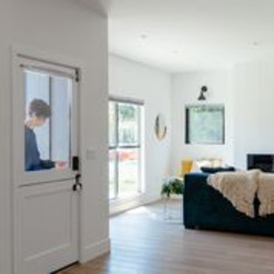 Vivint Smart Home | 125 N Point Blvd #106, Winnipeg, MB R2P 2T9, Canada | Phone: (204) 817-8672