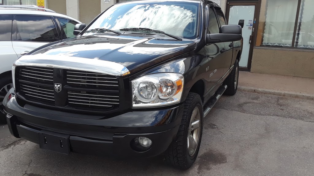 Tower Complete Car Wash Detailing | 2420 Lawrence Ave E unit 2, Toronto, ON M1P 2R5, Canada | Phone: (647) 710-3107