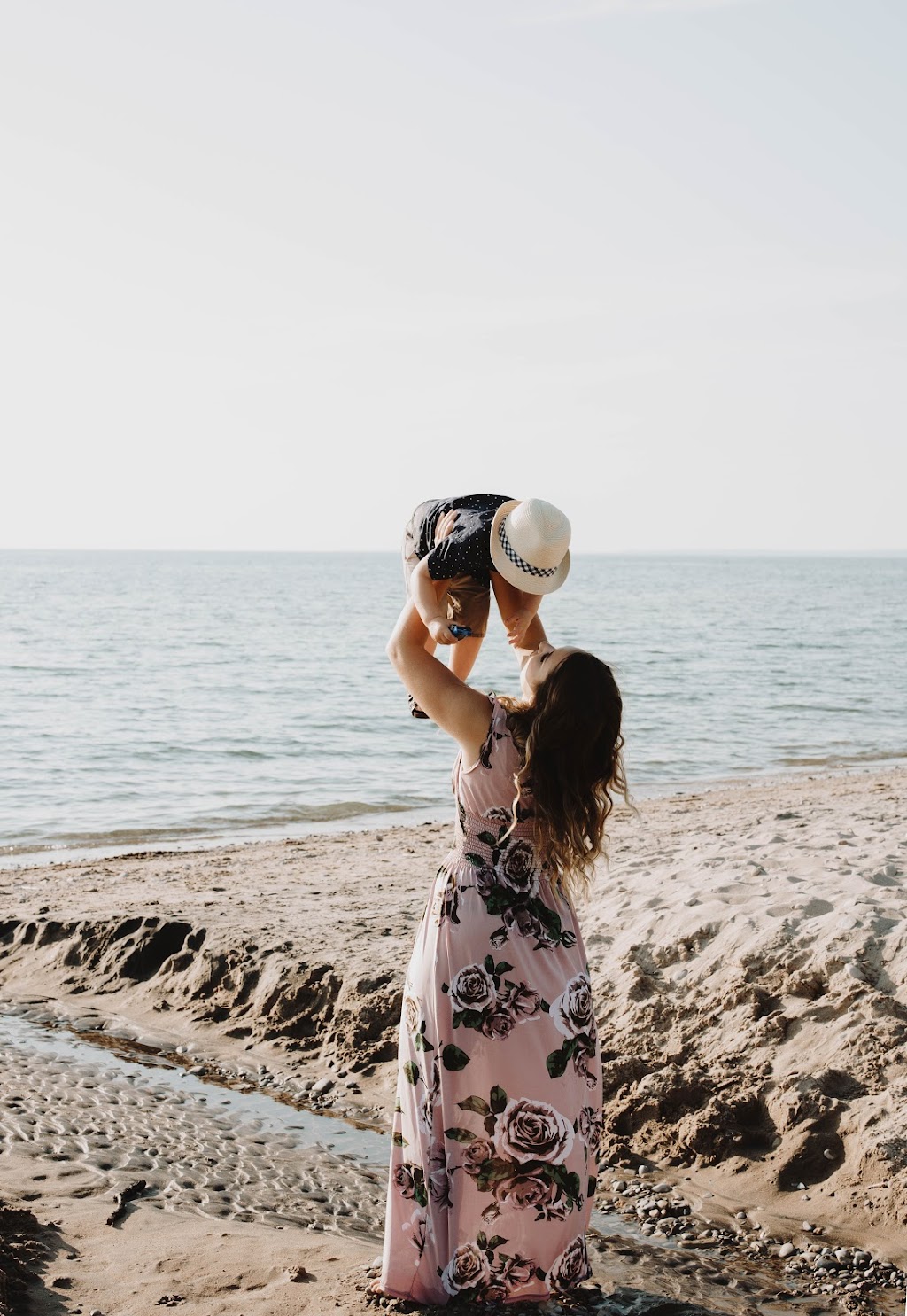 Lili Creative Design | 1 Evergreen Crescent, Wasaga Beach, ON L9Z 1B7, Canada | Phone: (780) 803-0023