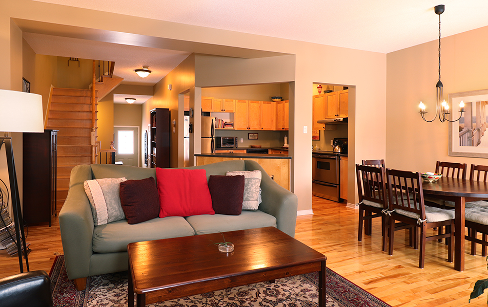 Photos By Daniel | 288 Britannia Rd, Ottawa, ON K2B 5X4, Canada | Phone: (867) 444-8464