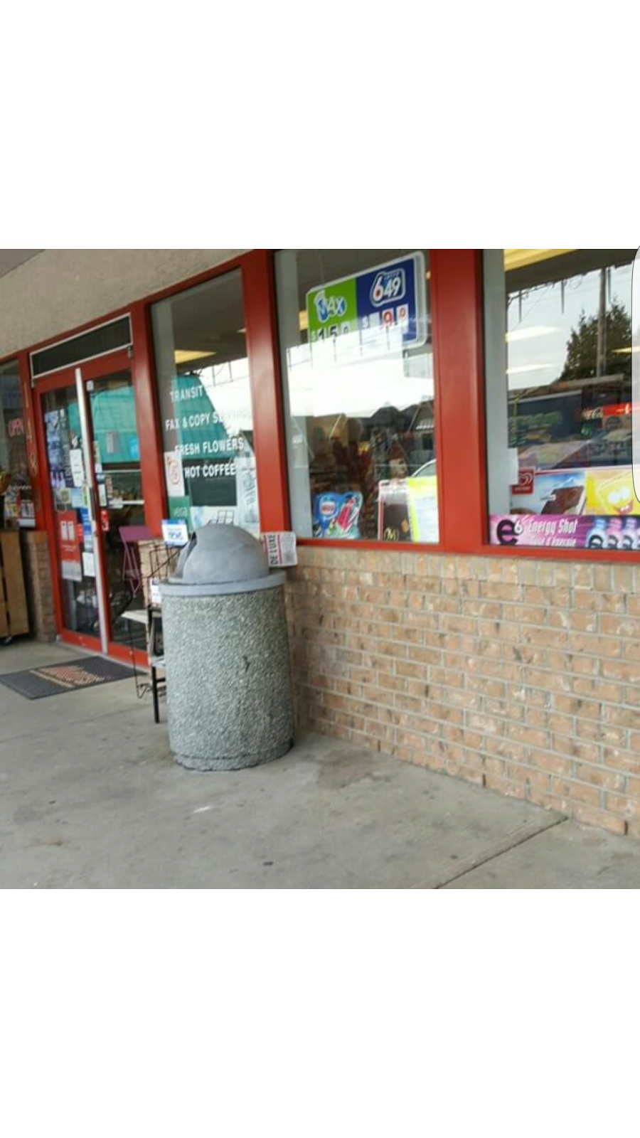 Red Rooster Food Store | 1489 Stayte Rd, White Rock, BC V4B 4Z3, Canada | Phone: (604) 541-8300