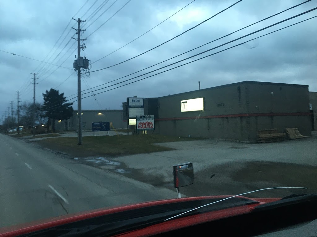 Petro-Pass Truck Stop | 660 Clarke Rd, London, ON N5V 3A9, Canada | Phone: (519) 453-6960