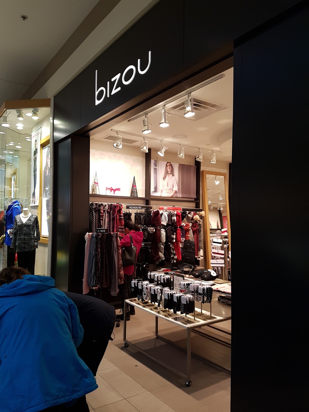 Bizou | 7077 Boulevard Newman, LaSalle, QC H8N 1X1, Canada | Phone: (514) 365-0154