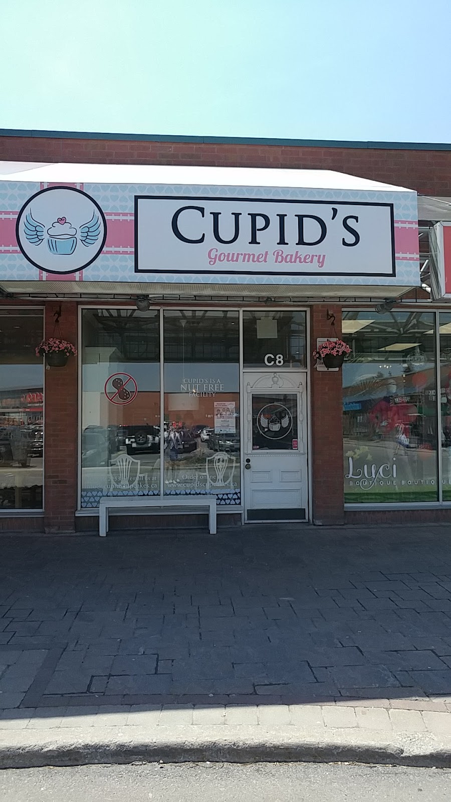 Cupids Gourmet Bakery | 1011 Upper Middle Rd E, Oakville, ON L6H 4L2, Canada | Phone: (905) 339-2253