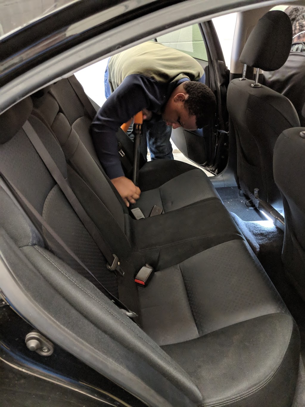 Applewood Car Care | 3675 Thomas St, Mississauga, ON L5M 7E6, Canada | Phone: (905) 363-0579