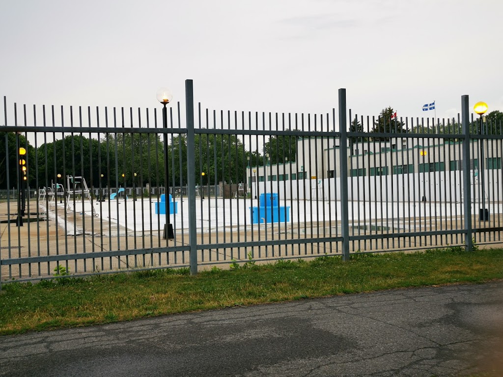 Natatorium | 6500 Bd LaSalle, Verdun, QC H4H 2S9, Canada | Phone: (514) 765-7230