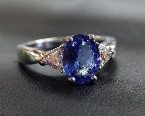 Waterdown Goldsmith | 9 Mill St S, Waterdown, ON L0R 2H0, Canada | Phone: (905) 689-5222