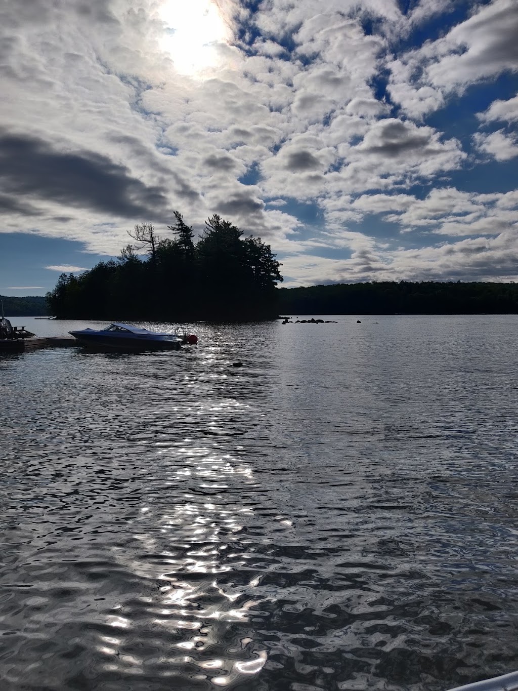 Kennisis Lake Lodge | 2107 WATTS, Dysart et al, ON K0M, Canada | Phone: (705) 754-2941