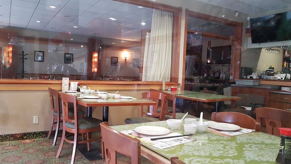 North Garden Restaurant | 33 University Crescent, Winnipeg, MB R3T 2N5, Canada | Phone: (204) 275-2591