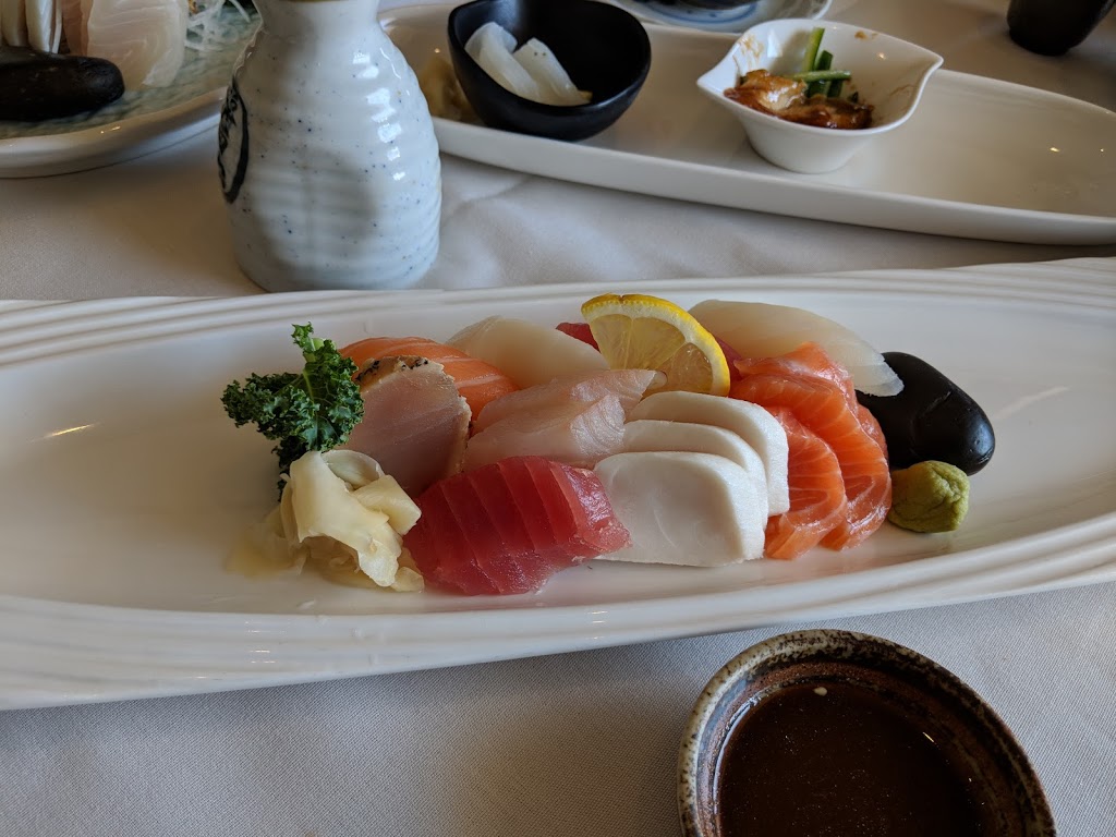 Ami Sushi | 187 Cross Ave, Oakville, ON L6J 2W7, Canada | Phone: (905) 849-3877