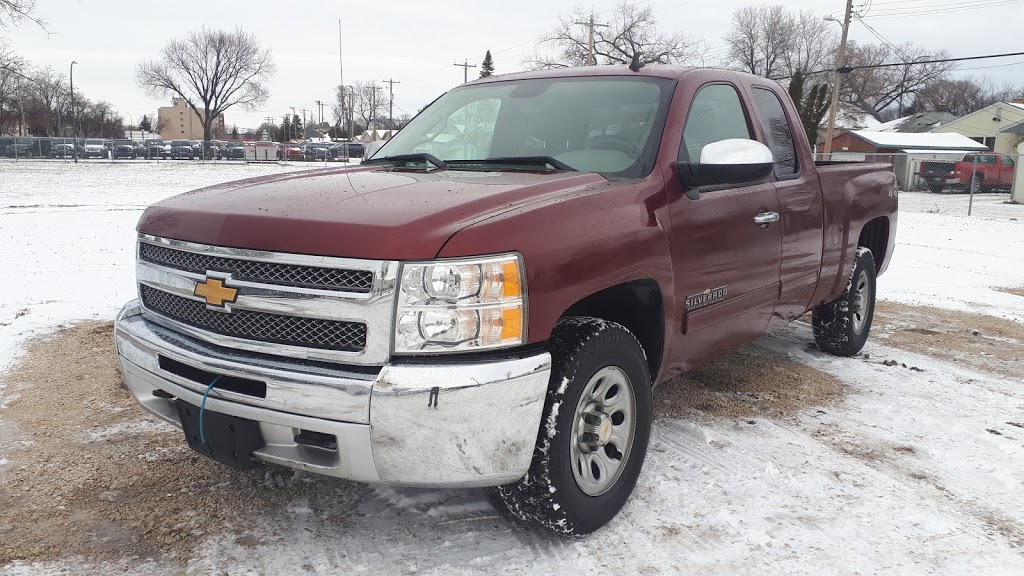 Automodealz | 700 Nairn Ave #9, Winnipeg, MB R2L 0X7, Canada | Phone: (204) 222-1066