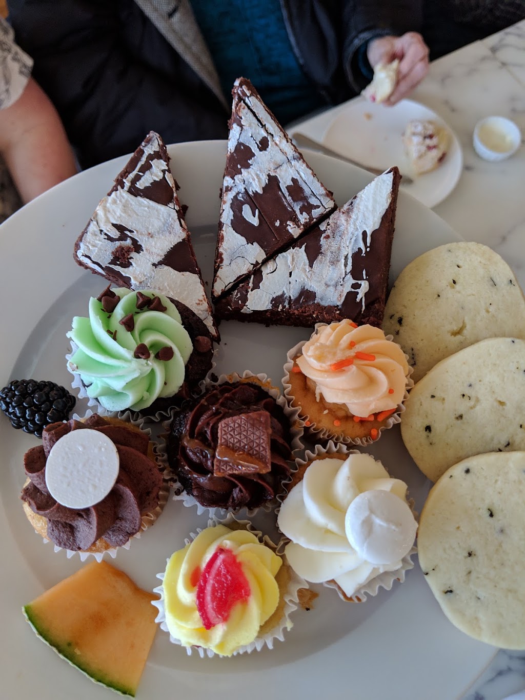 Tracycakes Bakery Cafe | 21594 48 Ave, Langley City, BC V3A 4M8, Canada | Phone: (604) 427-1424