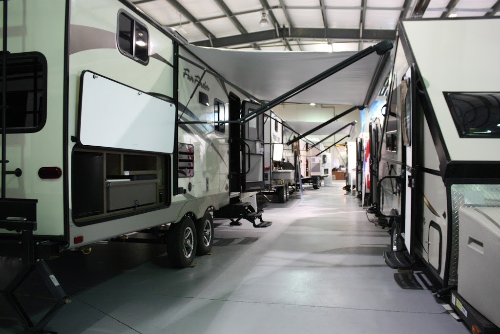 Racetrack RV - Sales Department | 262055 Balzac Blvd, Balzac, AB T4B 2T3, Canada | Phone: (403) 226-4444