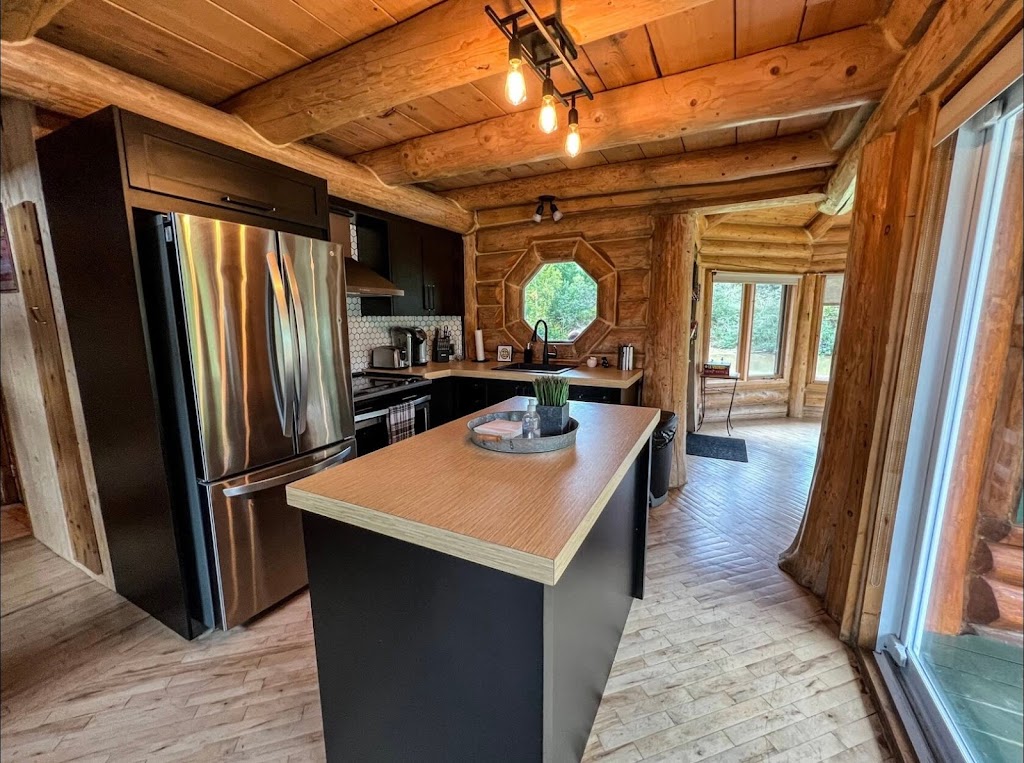 Chalet le Draveur | 175 Chem. Saint-Joseph, Mékinac, QC G0X 2C0, Canada | Phone: (819) 212-5818