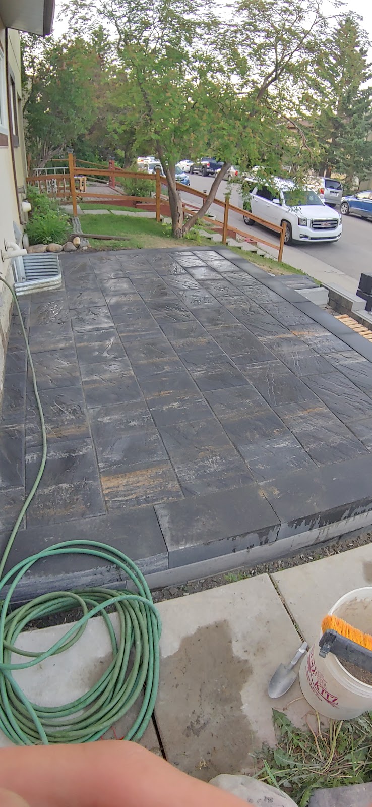 Kona Property Services Ltd | 6619 Huntsbay Rd NW, Calgary, AB T2K 4R2, Canada | Phone: (403) 651-2095