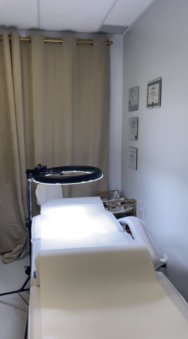 Brows by sb | 2592 Chem. de Chambly, Longueuil, QC J4L 1M5, Canada | Phone: (819) 818-1886