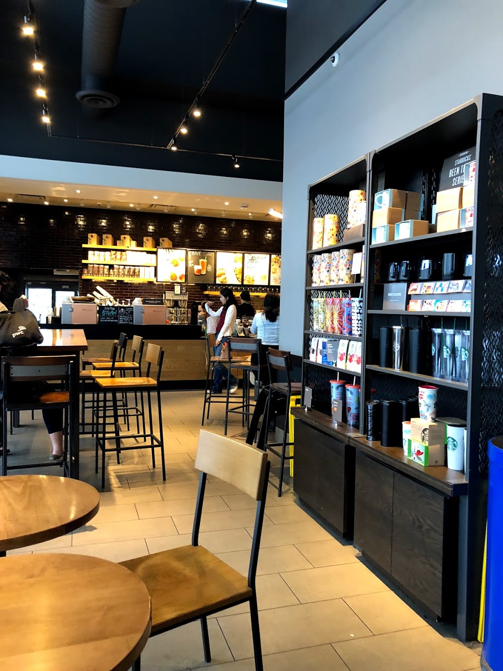 Starbucks | 1100 Ellesmere Rd, Scarborough, ON M1P 2X3, Canada | Phone: (647) 281-7615
