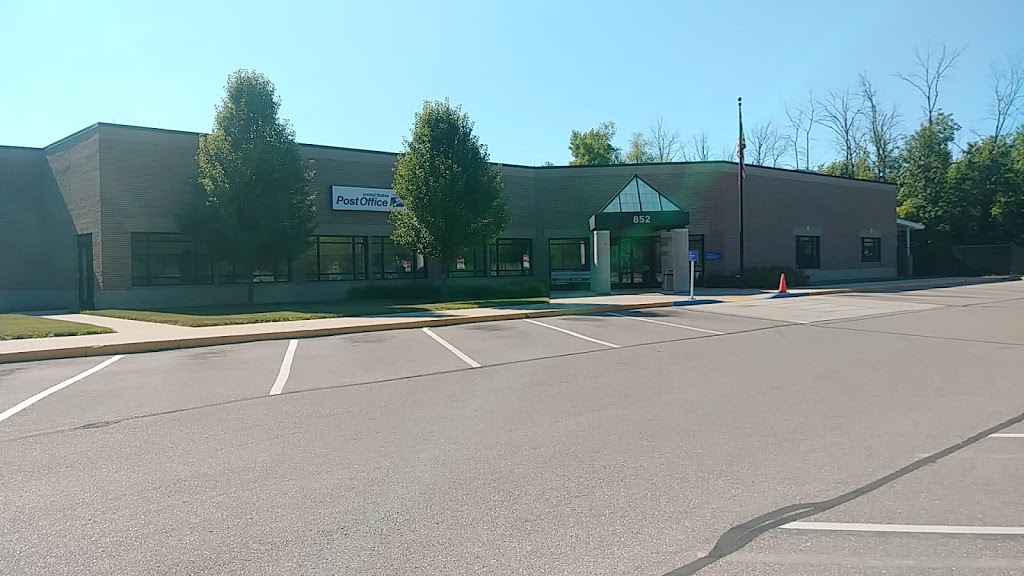 United States Postal Service | 852 32nd St, Port Huron, MI 48060, USA | Phone: (800) 275-8777