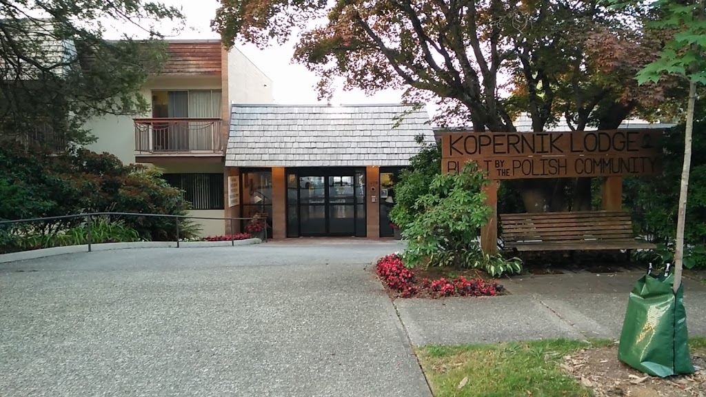 Kopernik Lodge | 3150 Rosemont Dr, Vancouver, BC V5S 3S9, Canada | Phone: (604) 438-2474