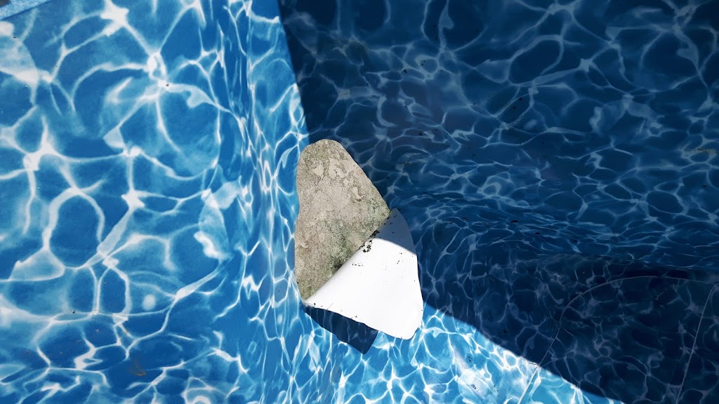 Toilepiscine.ca / Remplacement de toile de piscine creusée | 1144A Rue Hélène-Boullé, Boucherville, QC J4B 2A7, Canada | Phone: (514) 971-4949