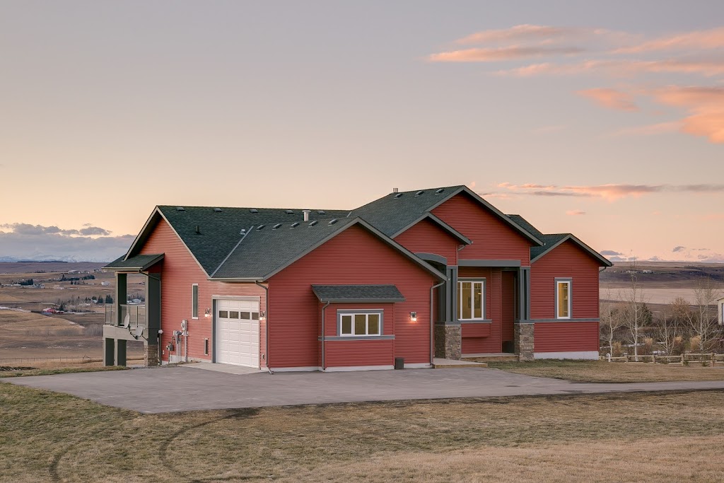 Diamond Valley Custom Homes | 103 Westmount Hill, Okotoks, AB T1S 0B3, Canada | Phone: (403) 369-2103