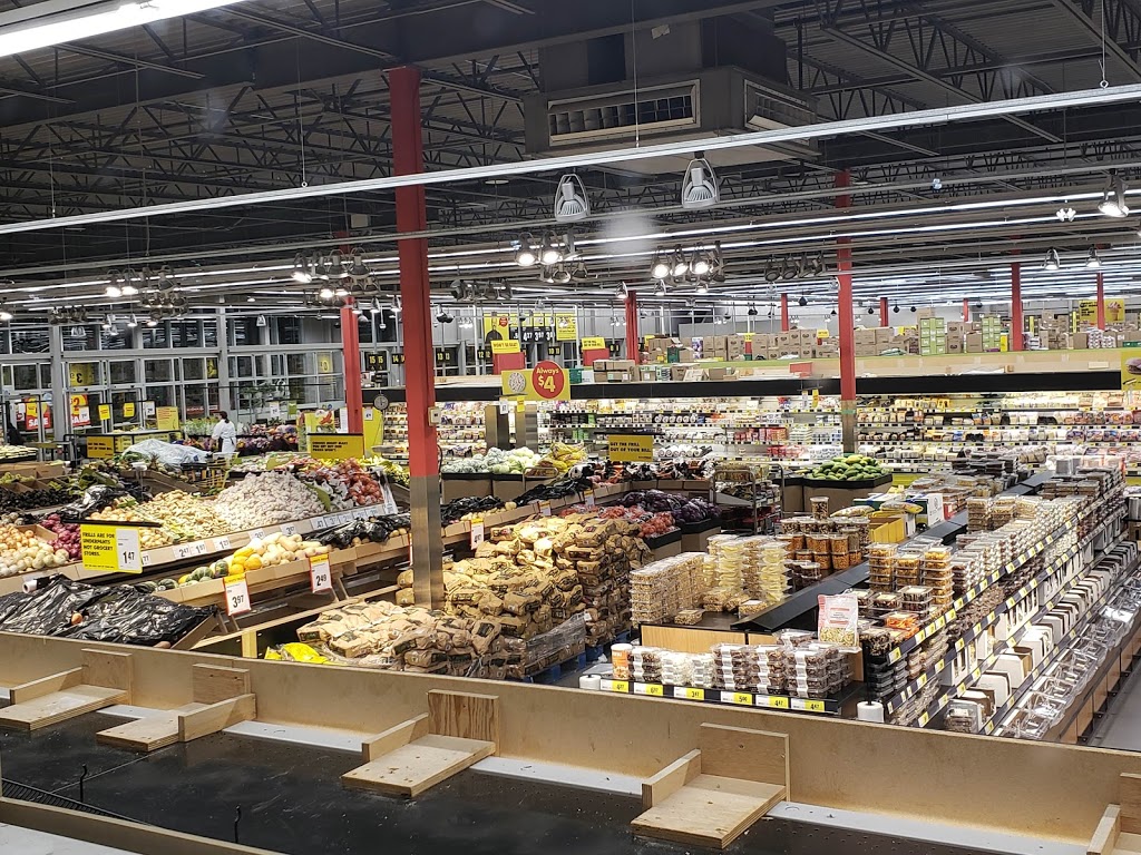 Peters No Frills | 222 Lansdowne Ave, Toronto, ON M6K 3C6, Canada | Phone: (866) 987-6453